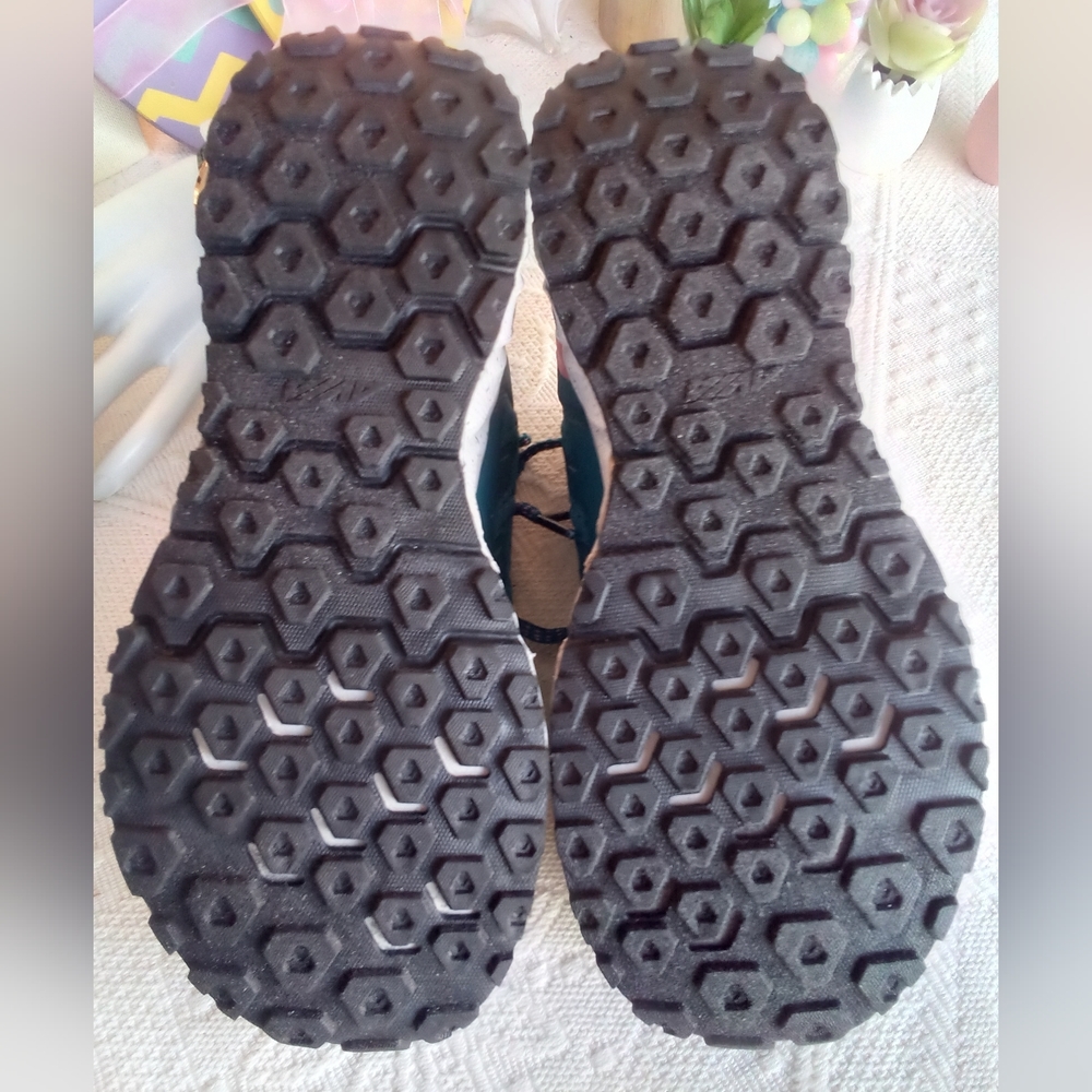 AVIA women's athletic trainers, Sz.6.5, NWT..$16! - Picture 4 of 7